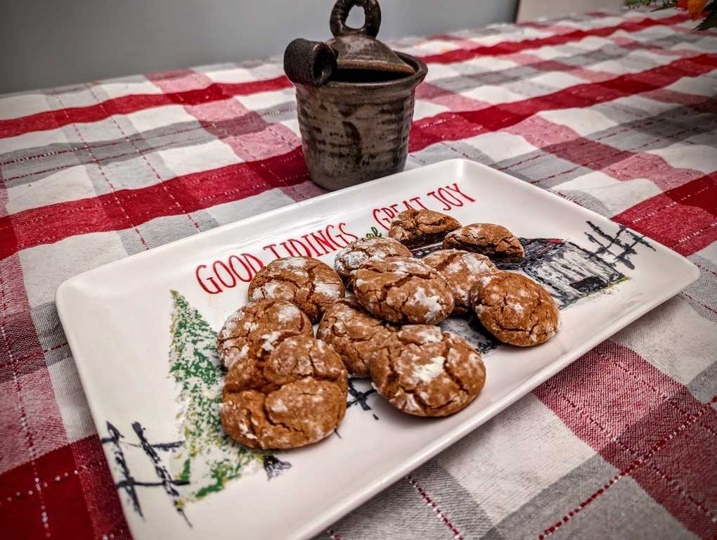 Gingerbread Crinkle Cookies